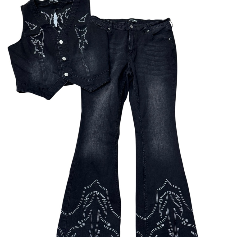 Fashion Nova - Princess Cowgirl Denim Pant Set